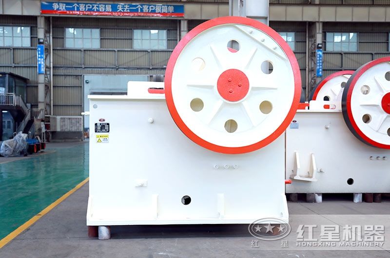 46顎式破碎機 46顎式破碎機